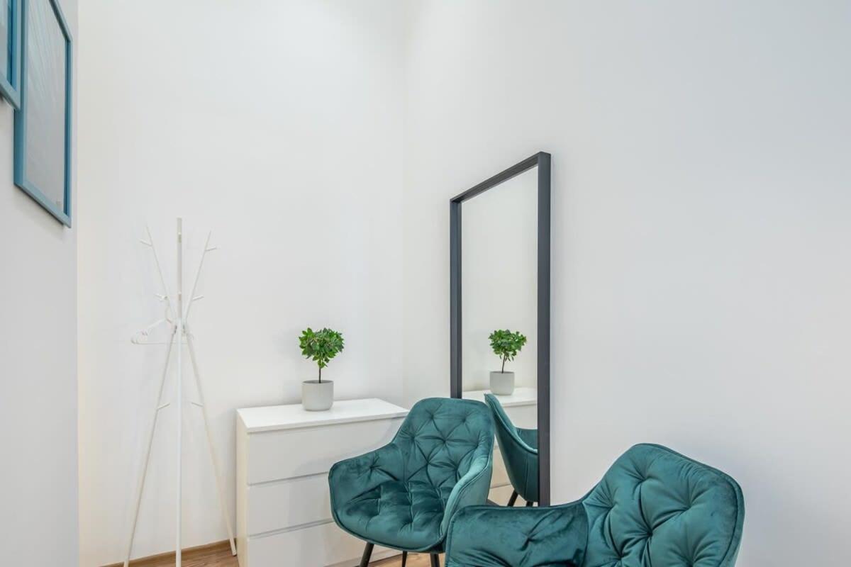 Full Comfort, 4 Bedrooms In The Heart Of The Apartament Budapeszt